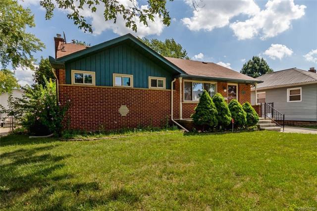 3315 Willow St - Photo 3 of 23