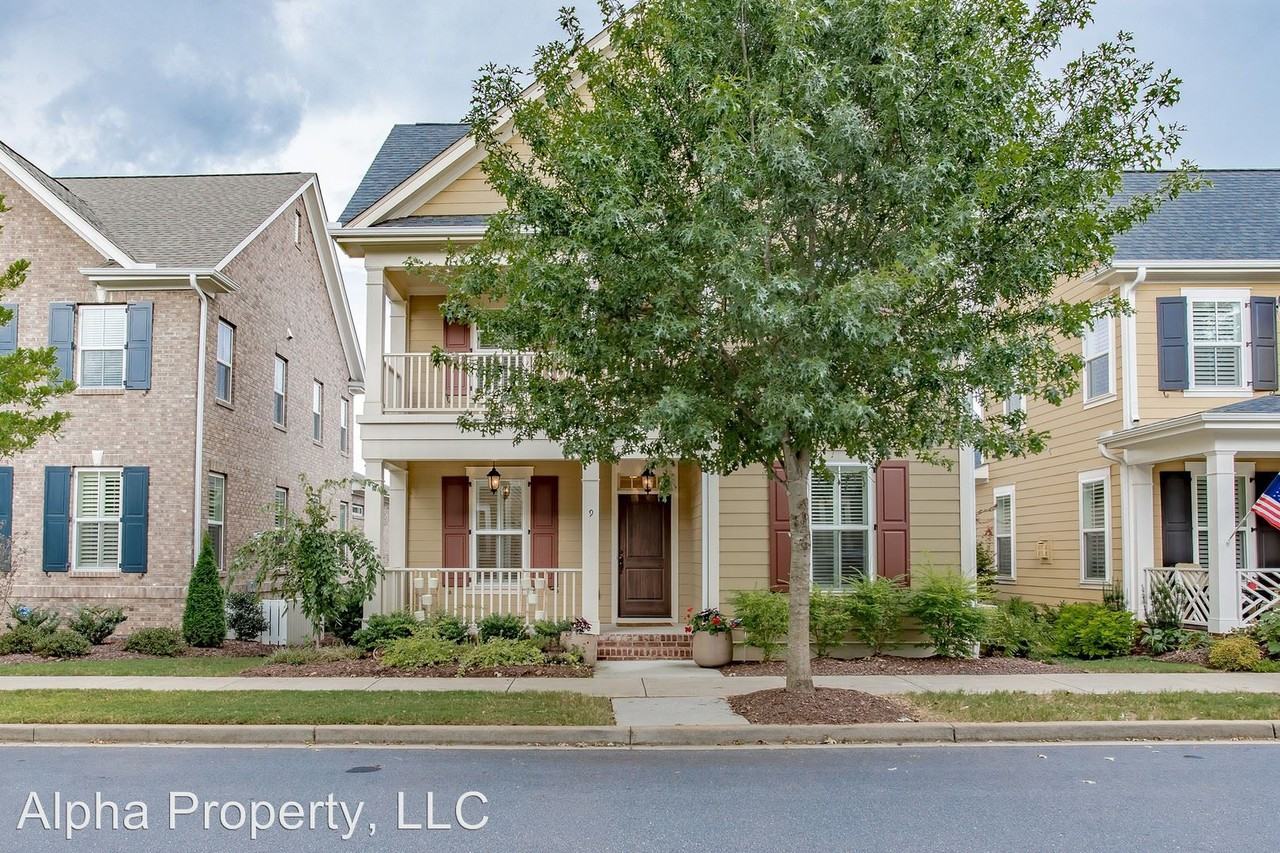 9 Hollingsworth Dr - Photo 2 of 35