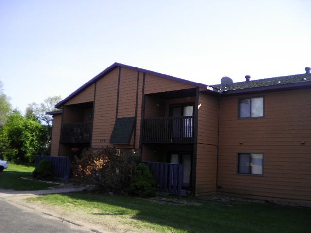 200 Sarah Ln - Photo 3 of 24