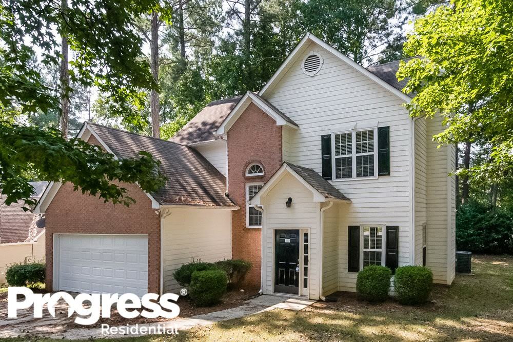 2721 Windsor Ct Nw - Photo 2 of 16