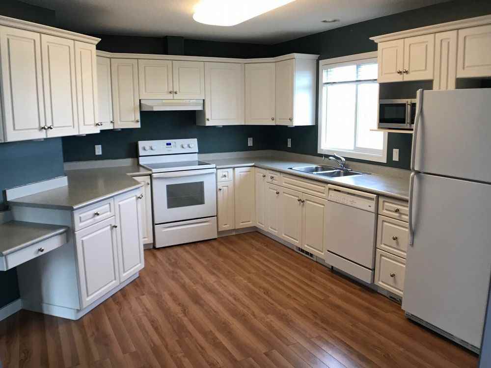 105 805-105 Loutit Rd - Photo 3 of 25