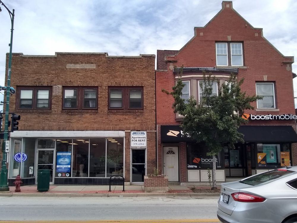 7042 W. Greenfield Ave, West Allis, WI 53214 1 Bedroom Apartment for