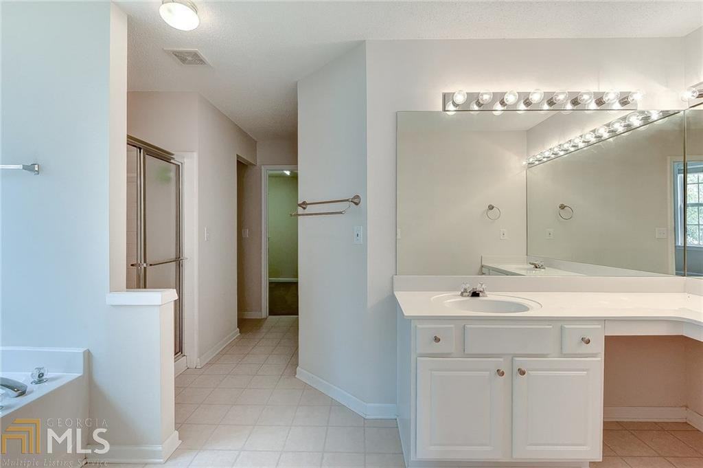 4318 Shillham Ct - Photo 3 of 16