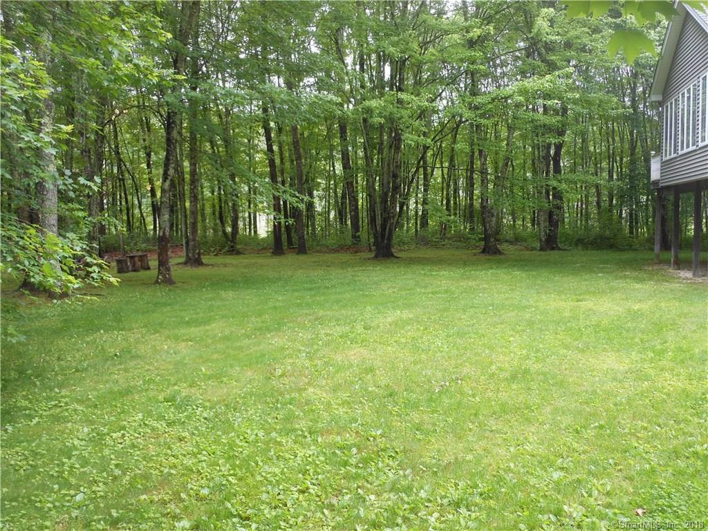 66 Tamarack Rd - Photo 3 of 35