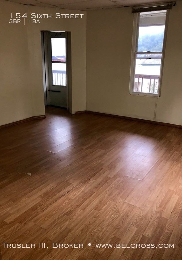 154 6th St - Photo 2 of 7