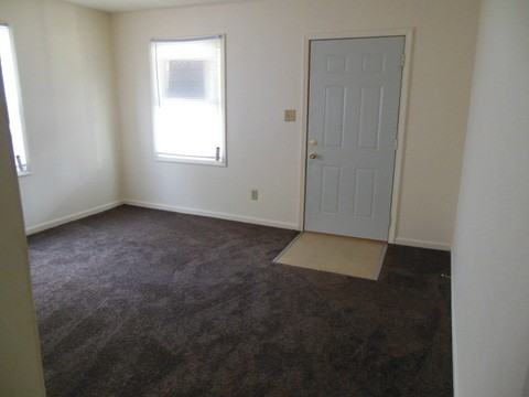 3538 N Parker Ave - Photo 3 of 5