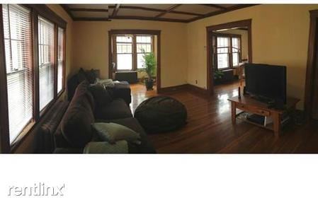 62 Newport St - Photo 2 of 10