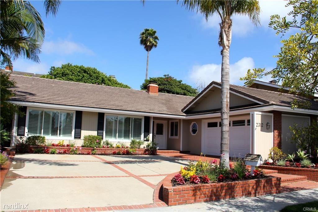 2312 Aralia St - Photo 2 of 34