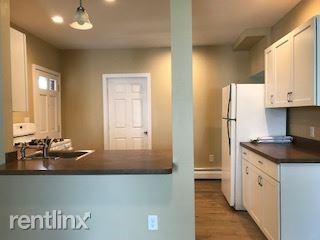 14 Free St - Photo 3 of 14