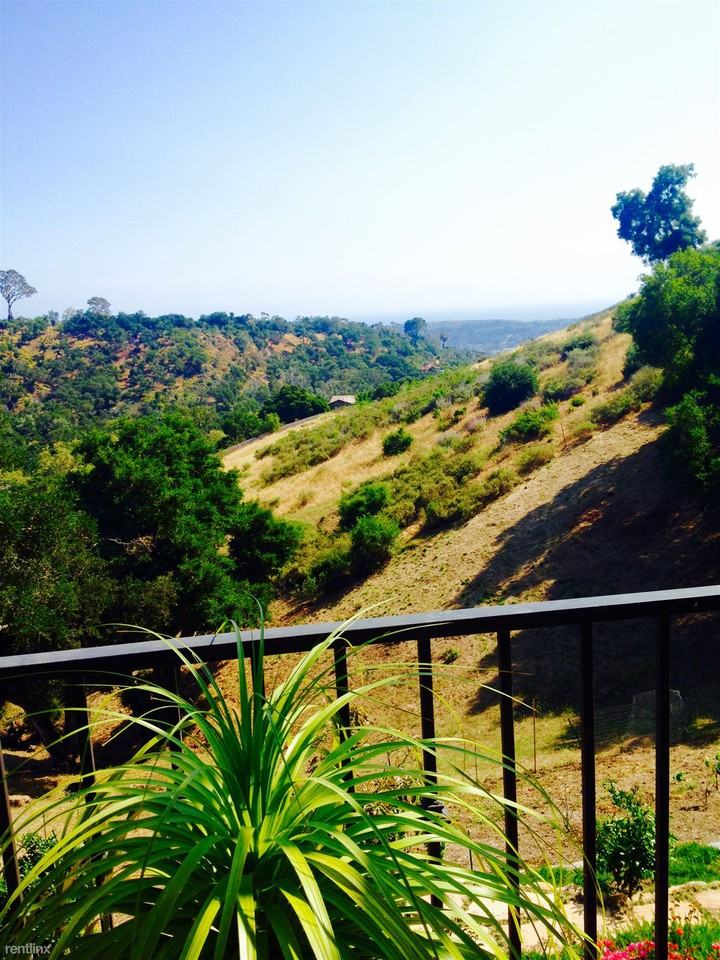 731 Las Canoas Pl - Photo 2 of 6