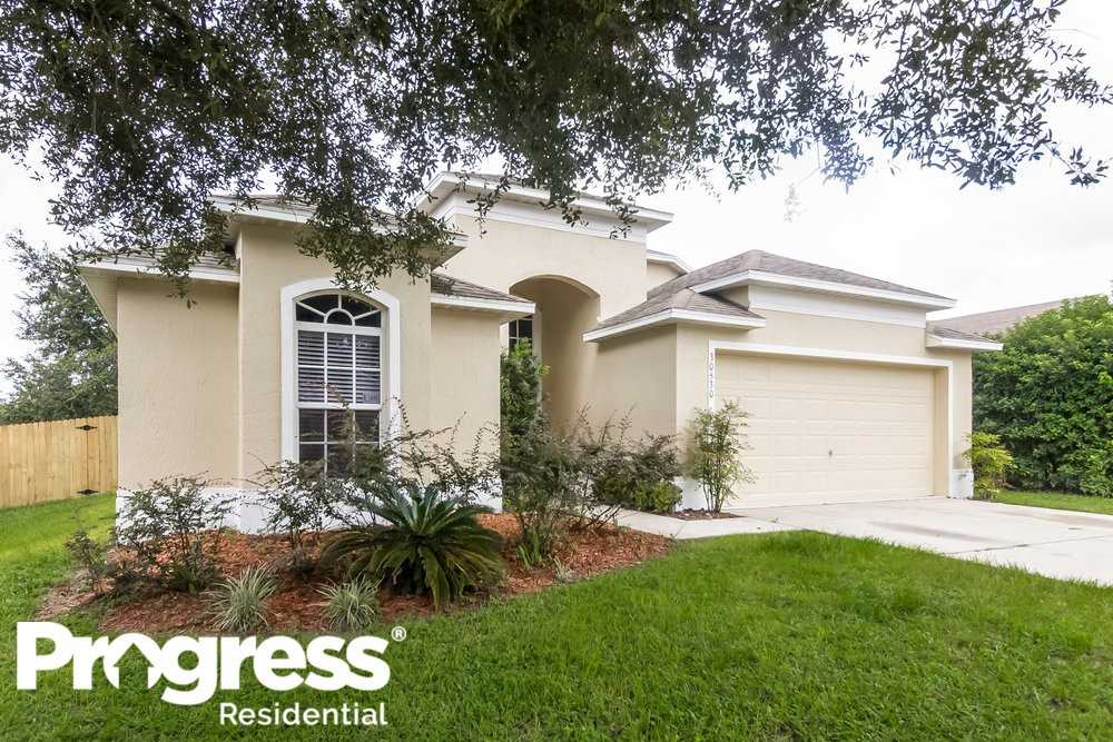 30530 Pga Dr - Photo 2 of 15