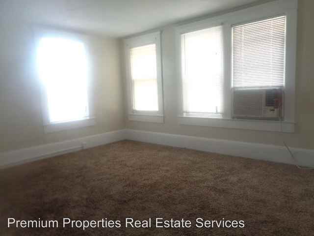 307 S Grandview Ave - Photo 3 of 8