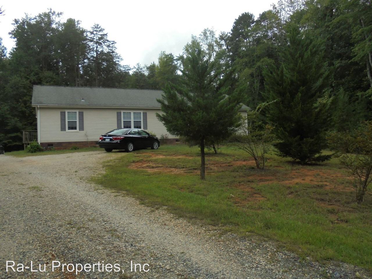 8009 Eastridge Rd - Photo 3 of 15