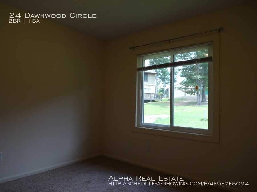 24 Dawnwood Cir - Photo 3 of 14