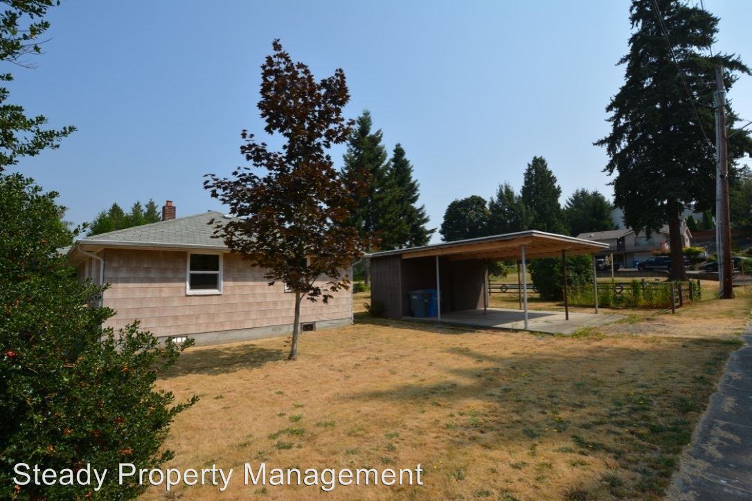 708 15th Ave - Photo 3 of 13