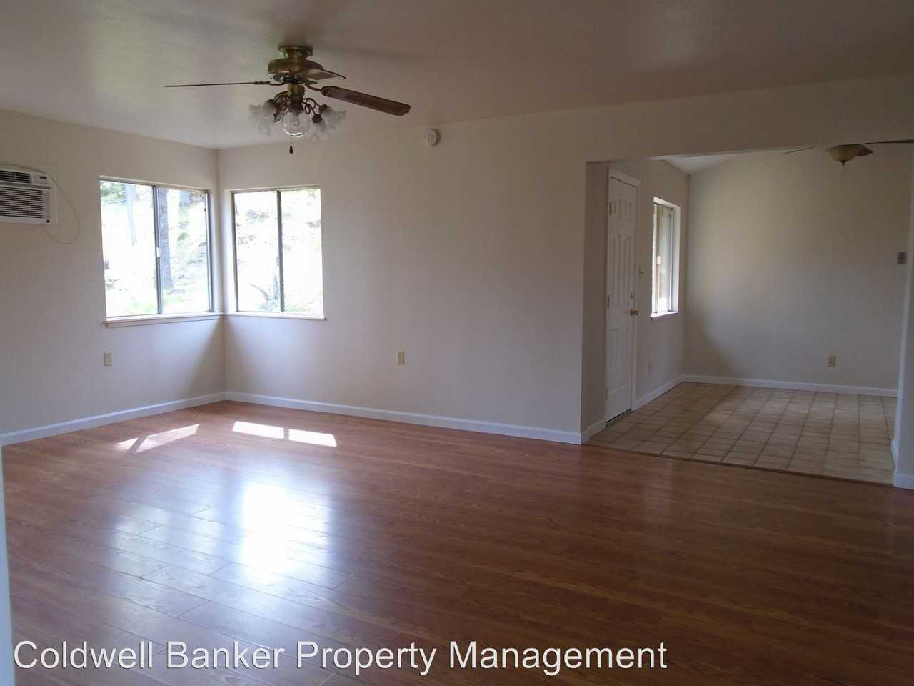 15292 Whispering Pines Dr - Photo 2 of 20