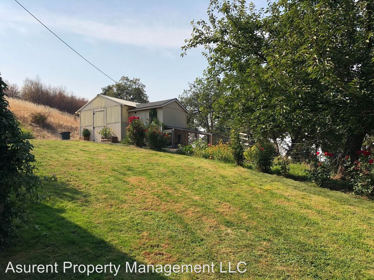 46 E Main St - Photo 2 of 8