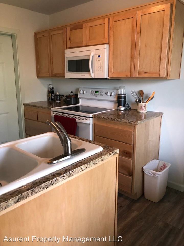 46 E Main St - Photo 3 of 8