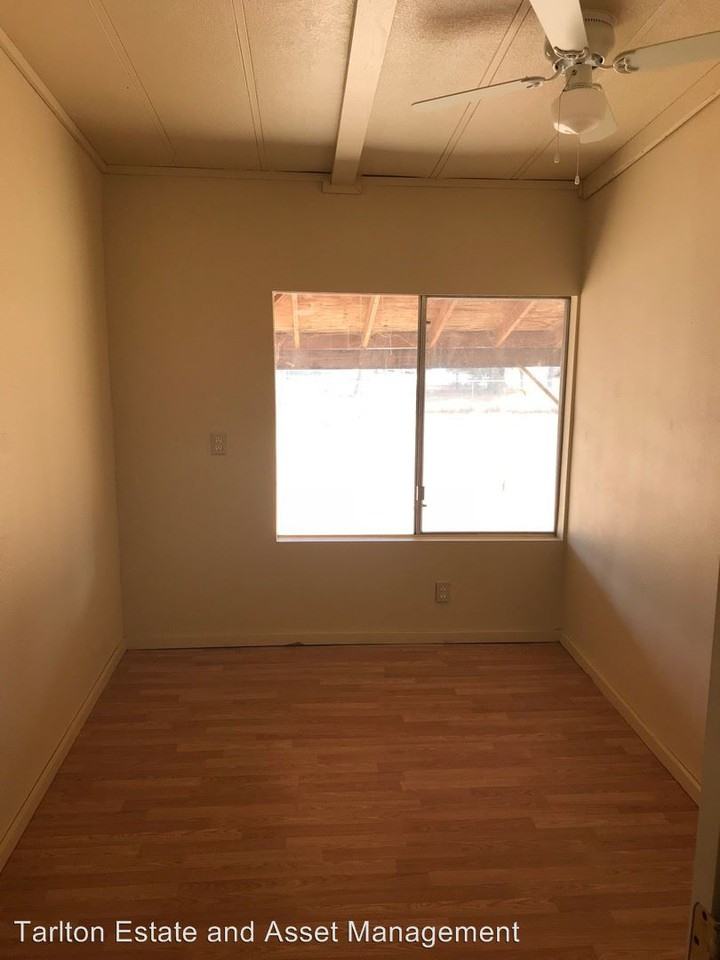 945 E Mt Whitney Ave - Photo 3 of 13