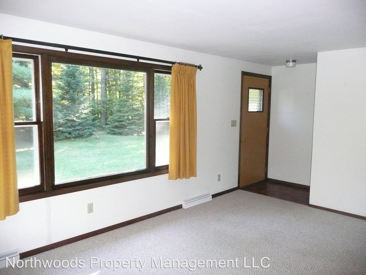 8706 Thunderbird Ln - Photo 3 of 9