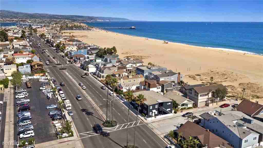 110 8th St - Photo 2 of 25