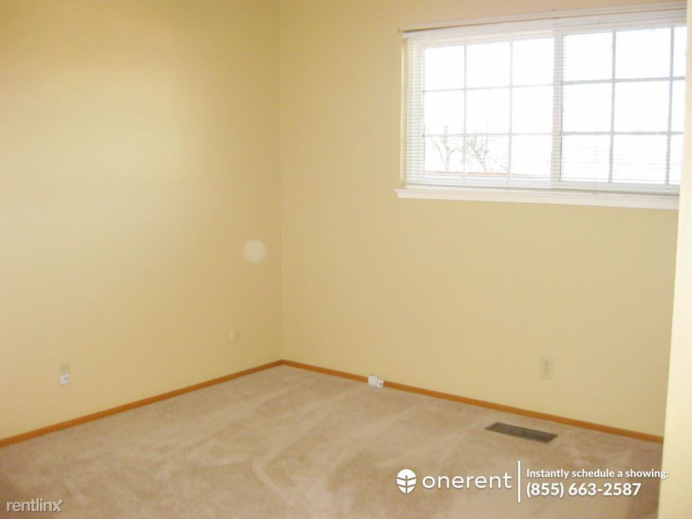 1810 Hillman Ave - Photo 2 of 24