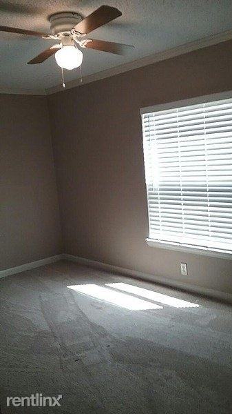 9040 Jacksonville Conway Rd - Photo 3 of 10