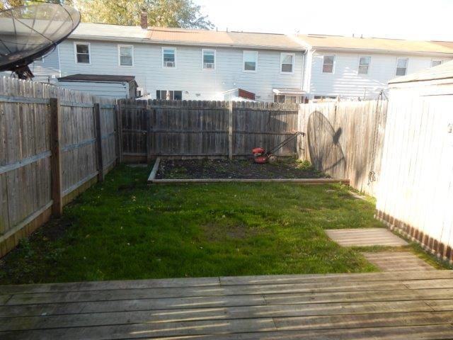 110 Carnival Dr - Photo 3 of 13