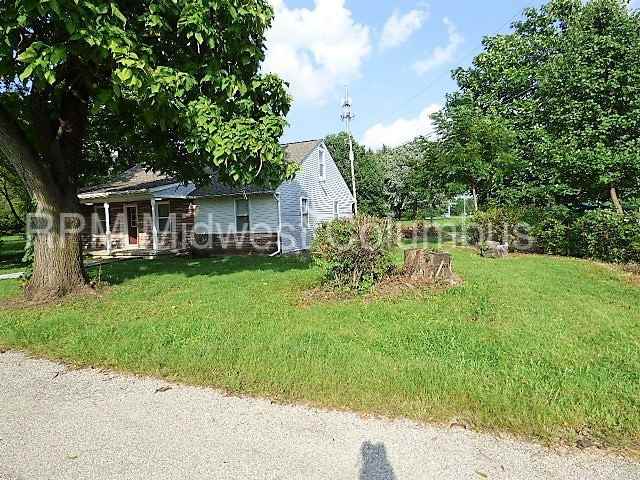 1796 Mifflin St - Photo 2 of 10