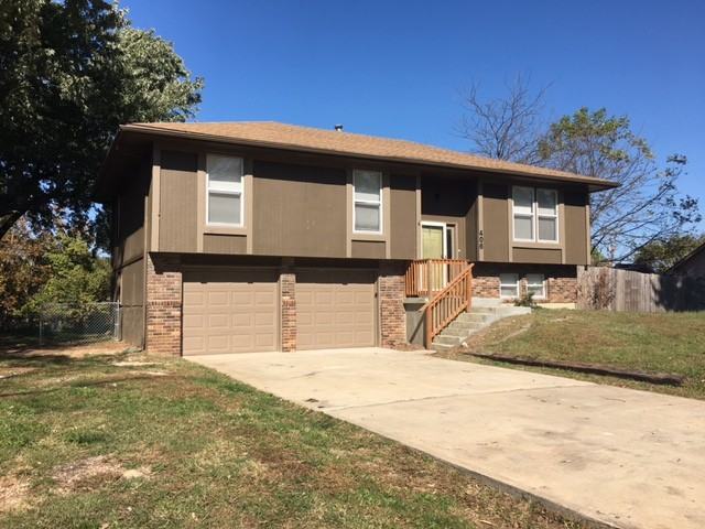 406 E 164th Terrace - Photo 3 of 20