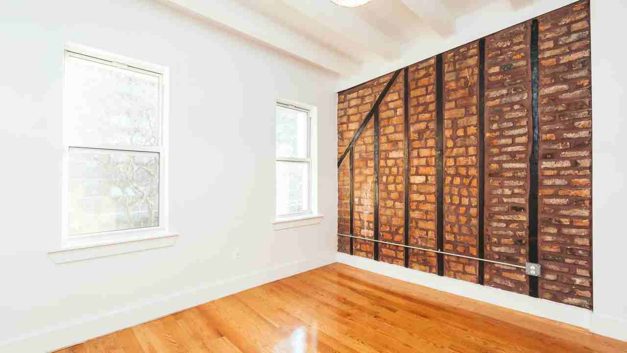 31 Montrose Avenue #3n