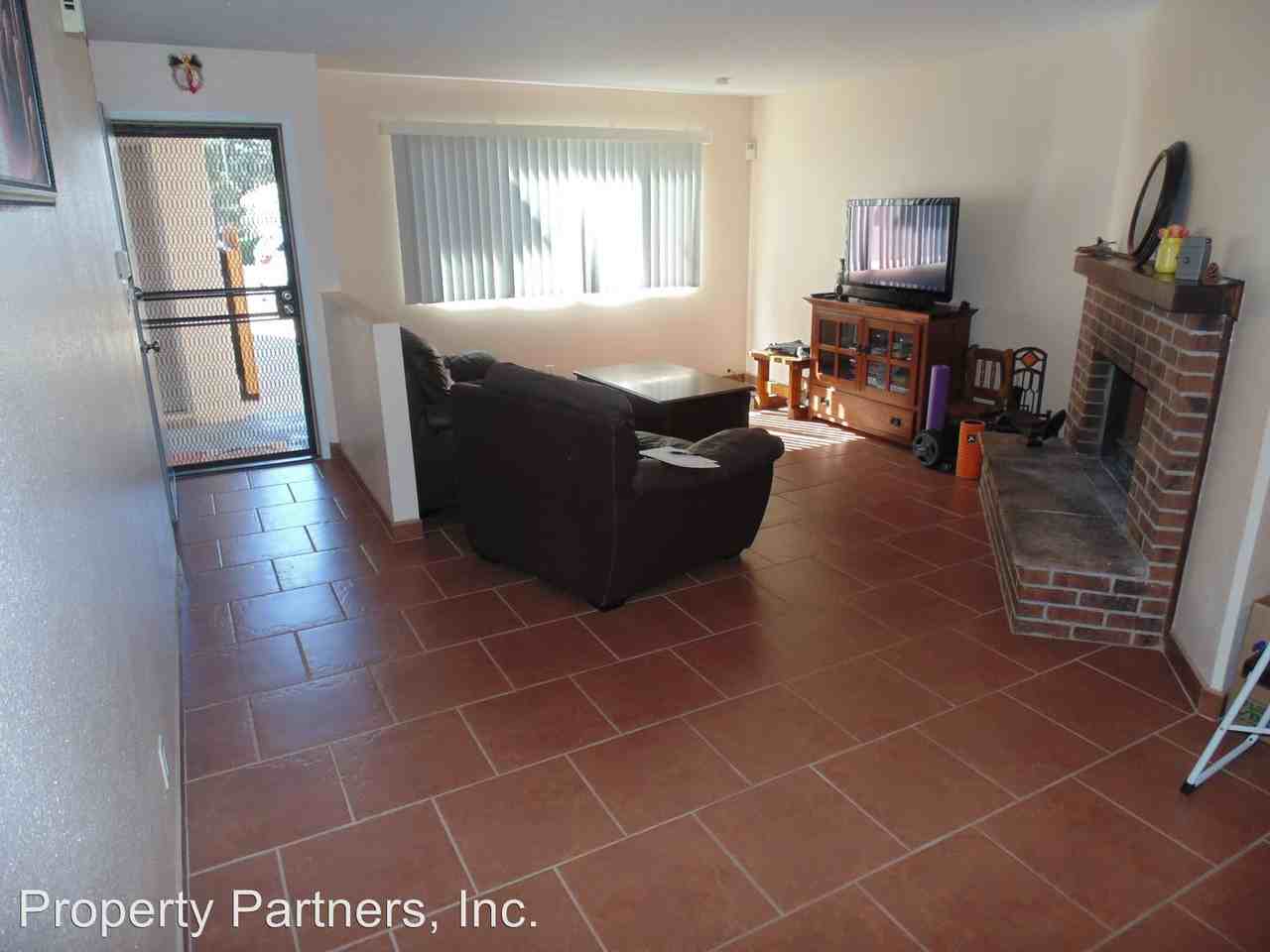 12609 Singing Arrow Ave SE - Photo 3 of 17