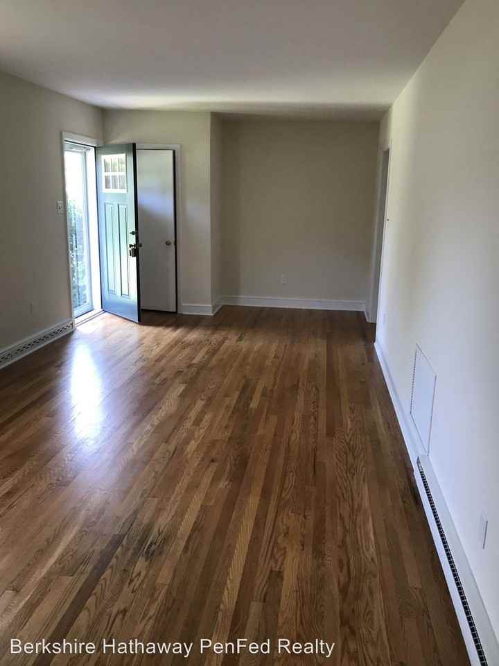 6349 Glyndon Ln - Photo 3 of 9