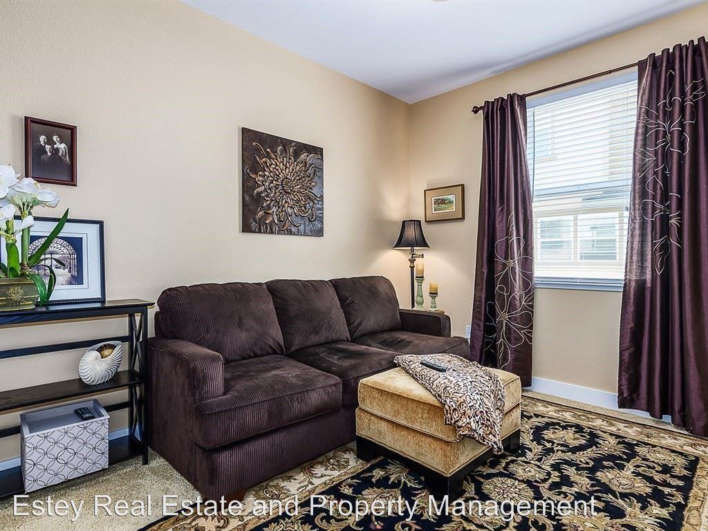 226 1st St - Photo 3 of 19