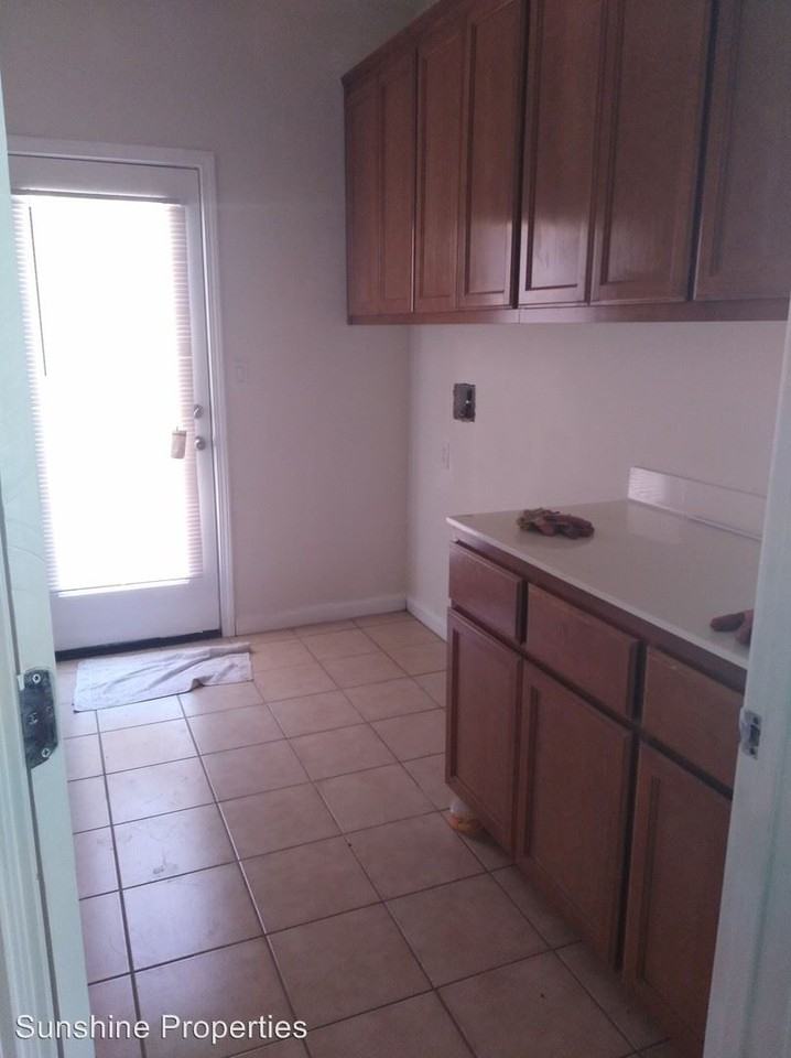 22 Goldeneye Ct - Photo 3 of 10