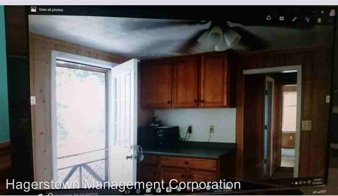 34 Brent St - Photo 2 of 5
