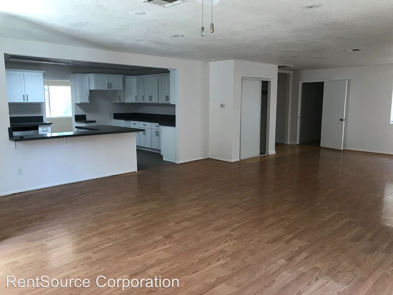 43302 42nd St W - Photo 2 of 34