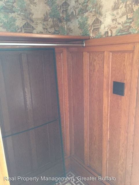 231 W Main St - Photo 3 of 30