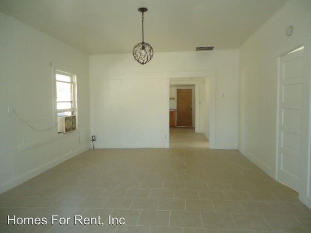 22899 Bruce Dr - Photo 2 of 6
