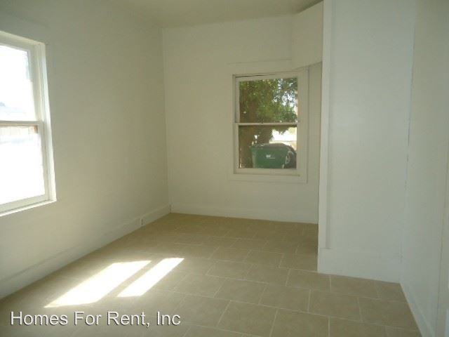 22899 Bruce Dr - Photo 3 of 6