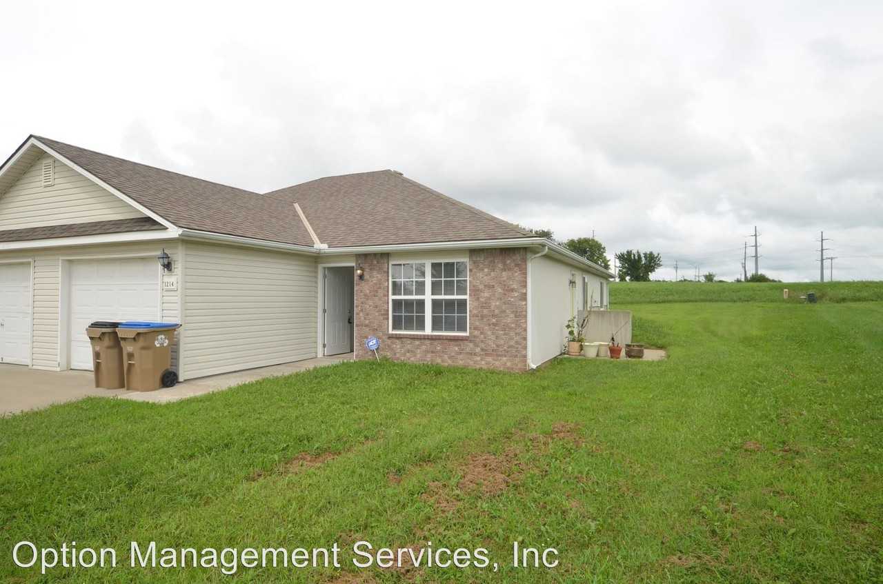 1212 & 1214 Fall Meadow Lane - Photo 3 of 32