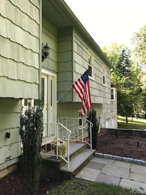 1460 Pleasantville Rd - Photo 3 of 32