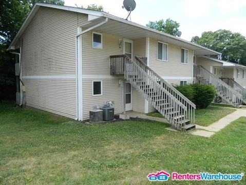 650 N 9th St - Photo 2 of 10