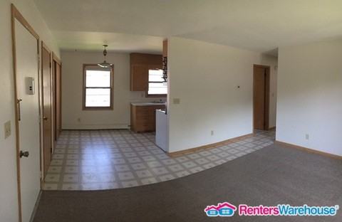 620 2nd Ave SE #2 - Photo 3 of 8