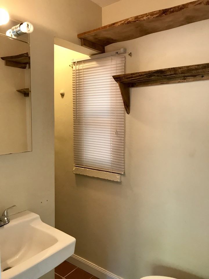 1 Middlemont Ave - Photo 3 of 15