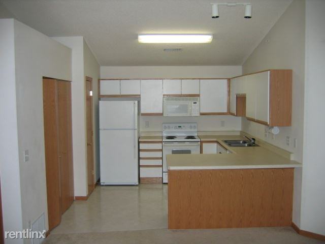 2665 Triple Crown Ln - Photo 2 of 6