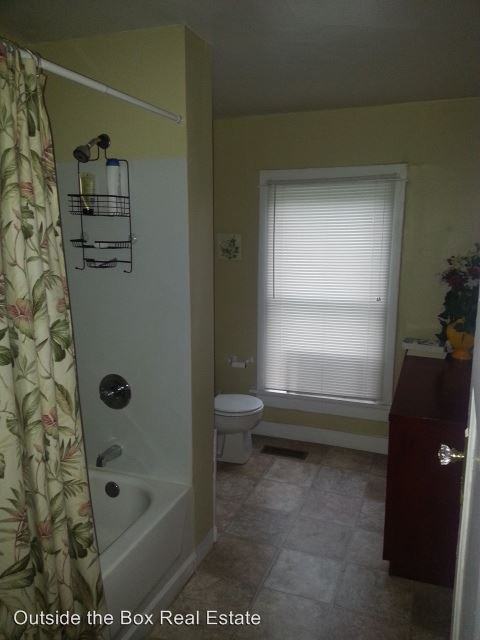 242 S. Harbine Ave. - Photo 3 of 7