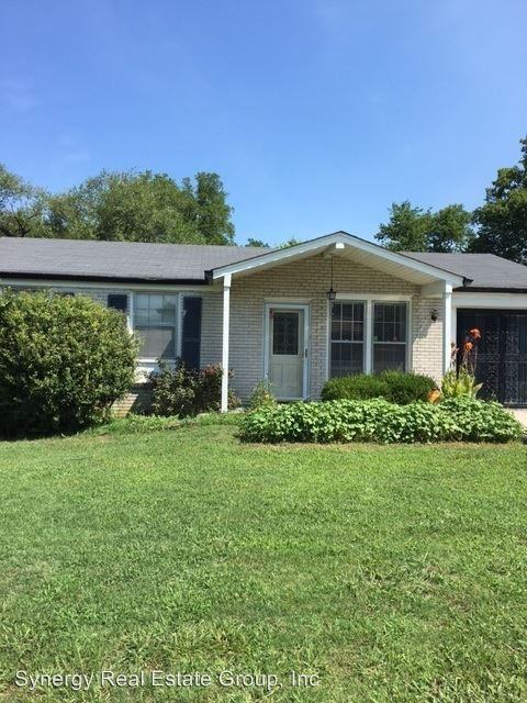 3238 Hinkle Dr - Photo 2 of 15