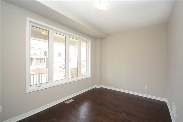 31 Pointer St - Photo 3 of 20