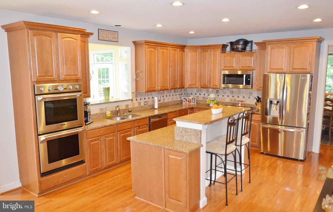 3757 Colliers Dr - Photo 3 of 27